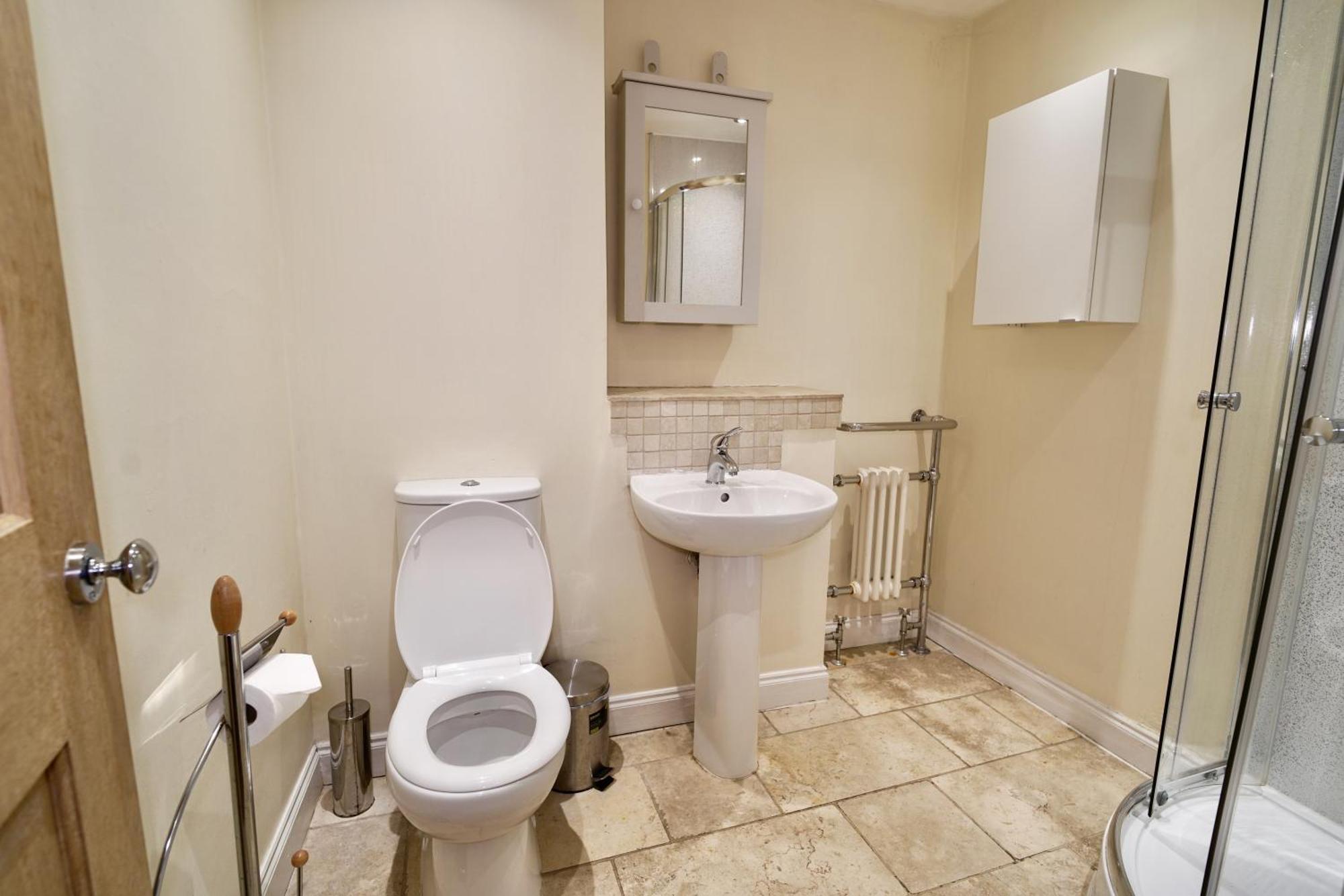 Spacious 2 Bed Apt Next To Royal Mile & Waverley Эдинбург Экстерьер фото