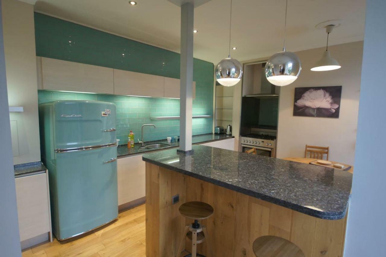 Spacious 2 Bed Apt Next To Royal Mile & Waverley Эдинбург Экстерьер фото